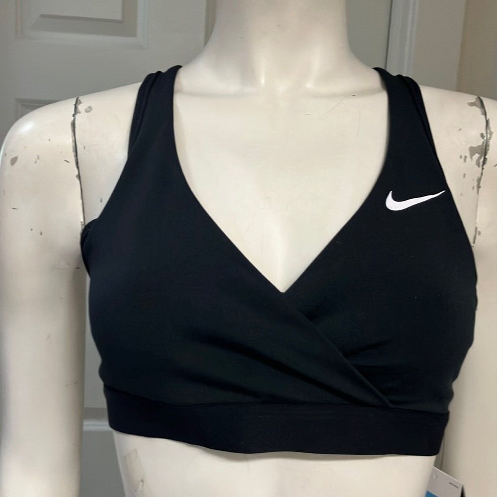 Nike Athletic/Athleisure Sports Bra/Top, MediumNWT!